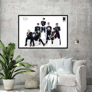 Affiche d'art déco moderne BTS, design encadré noir et blanc pour décorations murales de salon - Product Image 1