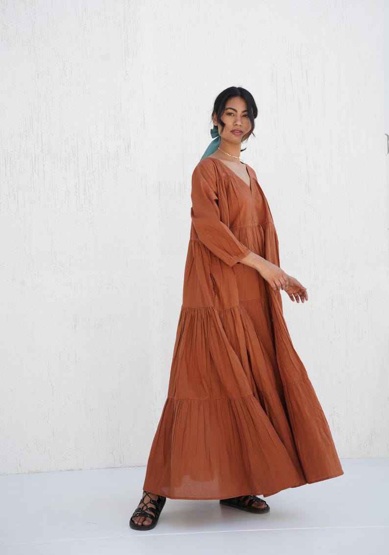 สีน้ำตาล