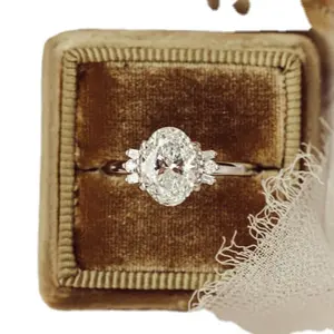 난소 컷 모이사나이트 다이아몬드 약혼 반지 여성용 3 면 스톤 결혼 반지 14K 로즈 골드 모이사나이트 V2 다이아몬드 반지