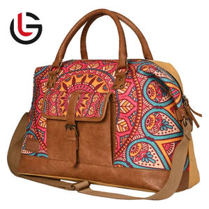 Usage quotidien Durable en cuir véritable sac de voyage en coton ciré toile hommes garniture peau de vache léger grand résistant à l'eau pour l'extérieur - Product Image 2