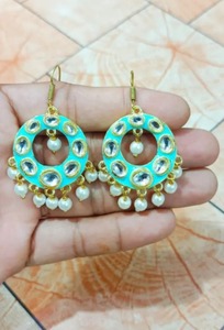 Pendientes tradicionales indios hechos a mano de Metal Meenakari Jhumka con perla de imitación Kundan piedra multicolor imitación regalo de Navidad - Product Image 6