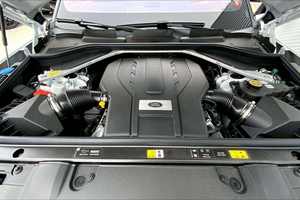 รถ SUV มือสองปี 2024 รุ่น P530 Autobiography LWB AWD ขายดี พร้อมล้อแม็กและระบบนำทาง - Product Image 6