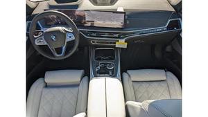 BMW X7 XDrive40i 2025 Usado en Excelentes Condiciones - Product Image 3