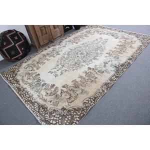 Tapis turc vintage, grand tapis de 6x9,2 pieds, tapis brun avec bordure blanche - Product Image 1