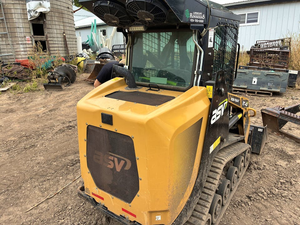 รถตักล้อยางสำหรับงานป่าไม้ ASV RT-120 ปี 2018 มือสอง ระบบ Posi-Track ขนาดกะทัดรัด Liyuan Kama เครื่องยนต์ดีเซล 75 กิโลวัตต์ บุ้งกี๋ขนาด 0.45 เมตร สีเหลือง ปั๊มมือสองรับประกัน 2 ปี - Product Image 5