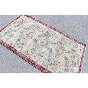 Tapis turc 3,7x6,6 pieds, tapis en laine rouge à imprimé animalier - Product Image 4