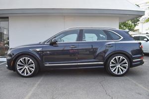 รถ SUV CROSSOVER AWD ปี 2021 เครื่องยนต์ V8 สภาพเหมือนใหม่ สะอาดมาก มือสอง - Product Image 5