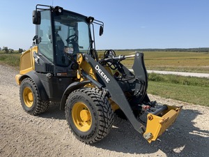 2022 244L Kubota Motor rueda de cargador frontal Eaton cilindro hidráulico bomba de caja de cambios 8 toneladas 2 toneladas 1 año utilizado para cubo de uso doméstico - Product Image 6