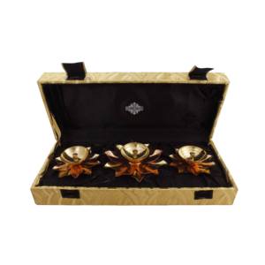 Lámpara de Aceite Tradicional Diya de Cobre y Latón Puro, Estilo Villa de Arte Indio - Product Image 5