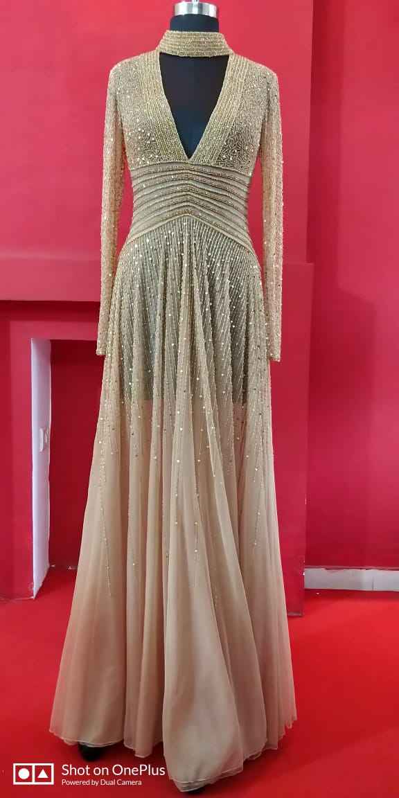 สีเหลือง