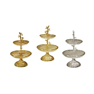 Plateau de service à 3 couches de style Gulf Plateau à noix et fruits en verre plaqué or et en alliage pour la décoration intérieure - Product Image 6