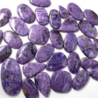 2025 gros naturel Charoite pierres précieuses mélange forme fabrication de bijoux en vrac pierres précieuses cristal pierres précieuses prix usine meilleure qualité cabine