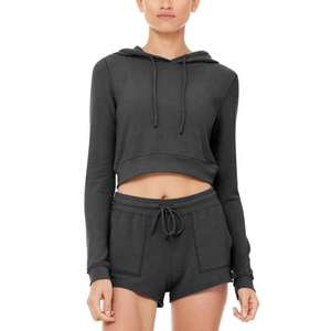 Sweat à capuche pour femme à la mode parfait pour la mode Streetwear tissu doux et confortable et look élégant à porter au quotidien - Product Image 4