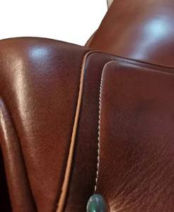 Sillín de salto inglés de contacto cercano de lujo | Elaborado por expertos en cuero genuino de primera calidad para un rendimiento, comodidad y estilo - Product Image 2