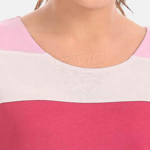 เสื้อยืดผู้หญิงทรงสลิมฟิต - Product Image 6