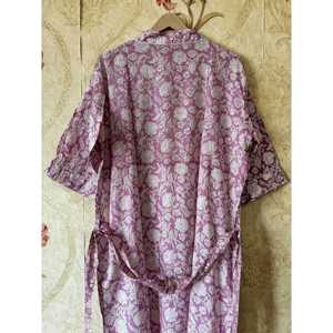 Robe kimono légère en coton à imprimé floral bohème pour les moments de détente - Product Image 4