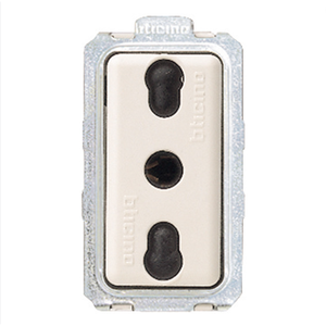 รุ่นมายากล bticino 5180ซ็อกเก็ตสองขั้นตอนปลั๊กและซ็อกเก็ตชุด16TH 10/พิเศษสำหรับ Amazon - Product Image 1
