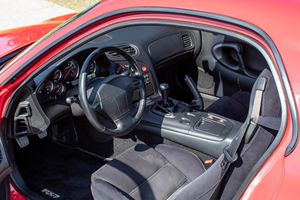 Mazda RX-7 R1 de 1993, occasion, environ 38 600 miles, boîte manuelle 5 vitesses, moteur rotatif turbo - Product Image 4