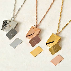 Collar con colgante de moda personalizado de acero inoxidable 316L chapado en oro PVD de 14K y 18K, joyería fina, collares con forma de sobre en blanco para grabar. - Product Image 2