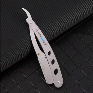 Rasoir de barbier pliable professionnel en acier inoxydable noir pour un rasage et un toilettage de précision - Product Image 5