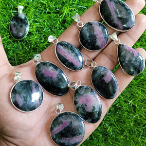 Colgante de cabujón de turmalina rubí Colgante de piedras preciosas de turmalina semipreciosa Precio al por mayor Colgantes - Product Image 1