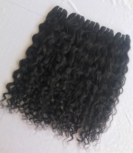 Extensions de Cheveux Vierge Indiens de Qualité Supérieure, Provenant d'un Donneur Unique du Temple Indien, Ondulés (Water Wave), 24 pouces, Vente en Gros par Fournisseur Indien - Product Image 3