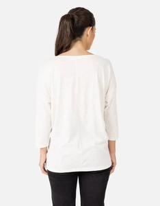 T-shirts à manches longues en coton 100% pour femmes Style décontracté écologique avec imprimé animal élégant et décoration en plumes - Product Image 2