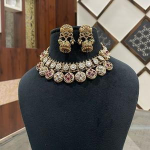 Conjunto de Collar chapado en oro de Polki de diseñador con pendientes para mujeres y niñas para bodas y colecciones de ropa tradicional - Product Image 1
