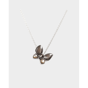 Collier papillon fleur en zircon plaqué rhodium - Cadeau idéal pour les fiançailles et les anniversaires - Product Image 2