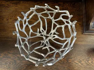 Bol en céramique sculptural de luxe, style d'accentuation d'intérieur moderne, idéal pour les mariages, fabriqué en éco-responsable, plaqué américain - Product Image 3