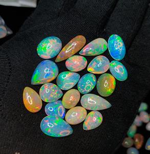 Cabochon d'opale éthiopienne naturelle de qualité supérieure Multi opale de feu pierres précieuses Cabochon d'opale de feu mélange Lot pour la fabrication de bijoux bague collier - Product Image 1