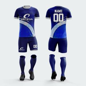 Ensemble d'uniformes de football unisexe pour adultes, respirant, à séchage rapide, avec maillot et short imprimés sur le devant, personnalisables avec logo et nom d'équipe - Product Image 3