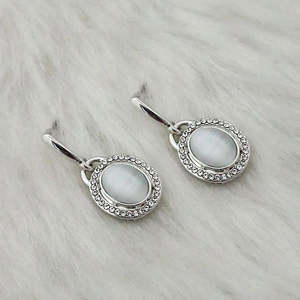 Pendientes colgantes de piedra de resina chapados en oro de 18 quilates Kriaa-colgantes de rodio y oro con patrón de borlas para regalo 1313620B - Product Image 1