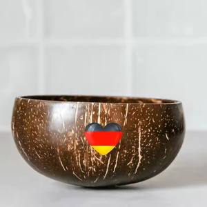 Bols en coquille de noix de coco polie durable avec cuillères sombres pour une utilisation en fête Vietnam vente en gros - Product Image 2