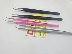 Personnalisation de la finition Pince à cils beauté Pince à cils en acier inoxydable de qualité durable Pince à épiler à extension de cils à pointe incurvée. - Product Image 3