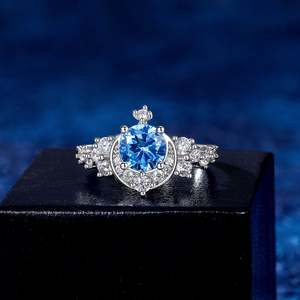 Bague de fiançailles Jeulia Classic Star and Moon en saphir naturel en platine - Product Image 4