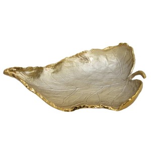 Plateau de table basse ottoman en forme de feuille en métal doré ou plateau de service en métal au design de feuille de style moderne Kolton pour la décoration intérieure - Product Image 1
