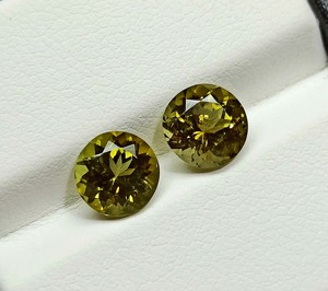 Atractiva Piedra Preciosa de Turmalina Verde, Turmalina Semipreciosa Suelta, Gemas Redondas de Turmalina Natural, Piedra Tallada Facetada, Regalo para Ella - Product Image 1