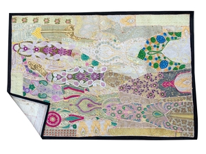 Tapisserie vintage en coton bohème avec broderie traditionnelle indienne - Product Image 4