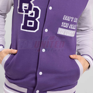 Chaqueta Universitaria Clásica para Hombre, Estilo Varsity, Tejido Suave y Transpirable de Alta Calidad, Cuello Alto Elegante, Corte Clásico, Acabado Elegante - Product Image 3