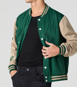 Veste universitaire d'hiver imperméable tendance avec boutons, logo personnalisé sur le devant, style américain pour hommes - Product Image 4