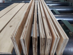 ไม้แปรรูป LVL สำหรับบรรจุภัณฑ์ ไม้สน ไม้กระถิน ไม้เนื้อแข็ง ไม้วีเนียร์ลามิเนต - Product Image 5