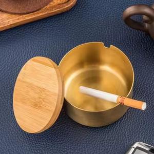 Cendrier en bois élégant pour cigarettes, plateau à fumer avec couvercle, accessoire moderne et durable pour la maison et le bureau - Product Image 6