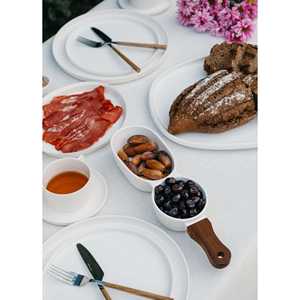 Woody 35x10 cm Bandejas de servicio de porcelana Elegante base de madera para servir alimentos y bebidas - Product Image 3