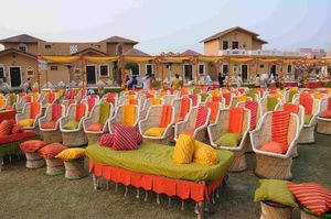 Mobilier Vintage/Chaises Louis pour Mariage Hôtel, Banquet, Salle à Manger, Chaises de Salle à Manger Antiques/Chaise Chiavari pour Banquet - Product Image 4