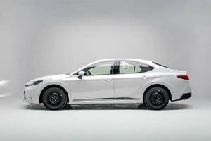Camry LE 2.5L Híbrido Sedán de Lujo 2026 TY, Blanco Perla Platino, Certificado, Nuevo, Kilometraje Cero/Km, Impecable - Product Image 5