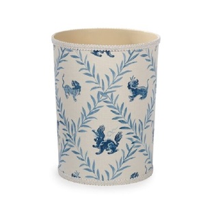 Hot Trending Diseño moderno Hogar Metal Al Aire Libre Waster Bin Hecho a mano Pintado Metal Hierro Cubo de basura - Product Image 2