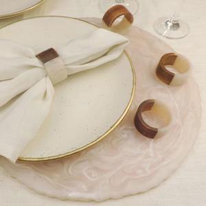 Servilleteros estilo Ángel de resina hechos a mano con patrón Floral detalles de esmalte remolinos brillantes para decoración de estilo de cena - Product Image 3