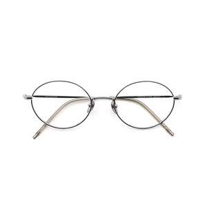 [RIETI] [Marco de titanio] BELLO C1, Gafas de lujo plateadas Diseño de corte limpio con una sensación moderna contemporánea Gafas de moda - Product Image 1