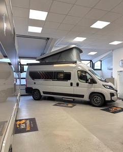 Camping-car en aluminium et acier, capacité 4-6 personnes. - Product Image 4